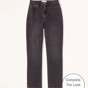 Abercrombie Curve Love Ultra High Rise 90s Straight Jean